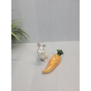 Vintage Fritz & Floyd Bunny & Carrot Salt & Pepper Shakers "Movers and Shakers"